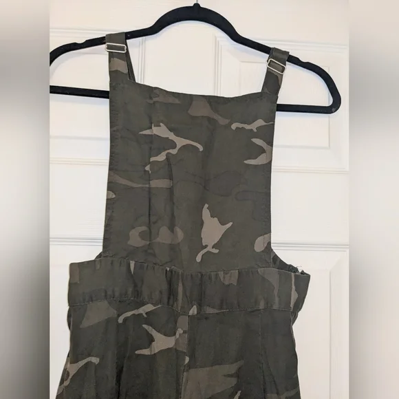 MOON ORCHID Camouflage Jumper Size Large - Picture 3 of 9